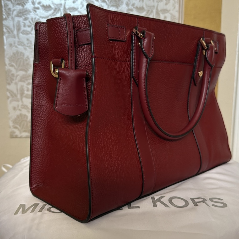 #149. Michael Kors Nouveau Hamilton - Picture 4 of 5